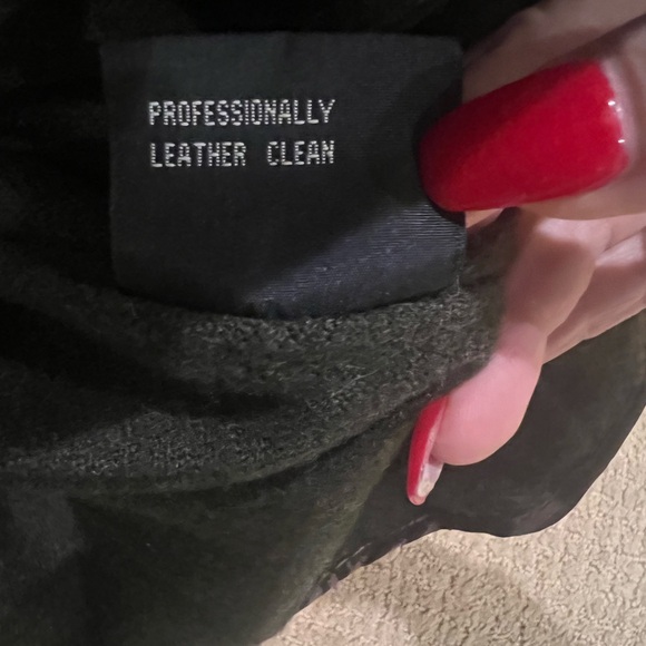 Men's Classic Brown 100% Leather Bomber Jacket - Picture 14 of 17